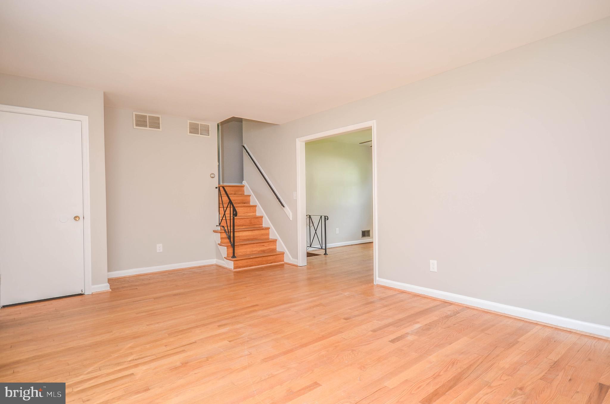 ROCK CREEK PALISADES - Residential Lease