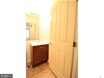 WATERS EDGE - Residential Lease