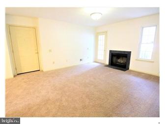 WATERS EDGE - Residential Lease