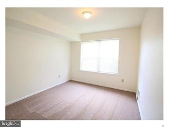 WATERS EDGE - Residential Lease