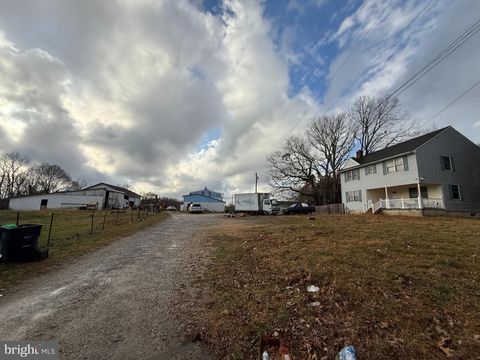 2090 BLUE BELL ROAD WILLIAMSTOWN NJ 08094