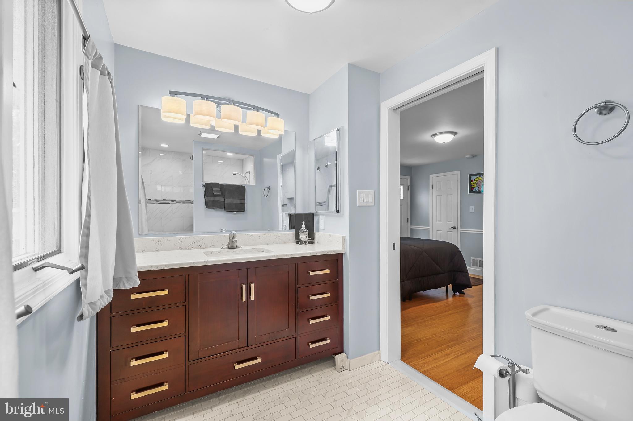 FALLS HILL - Residential