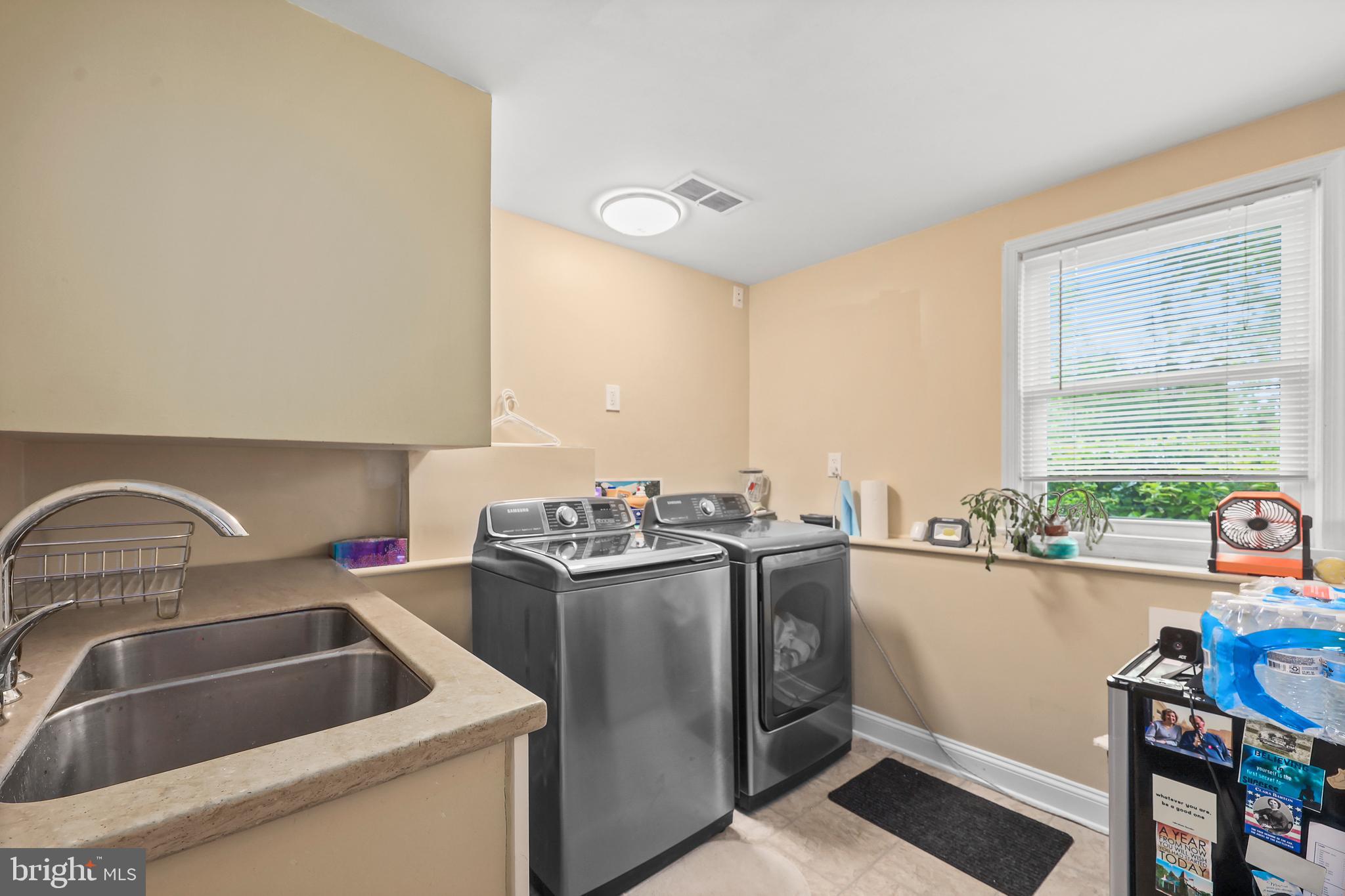 FALLS HILL - Residential