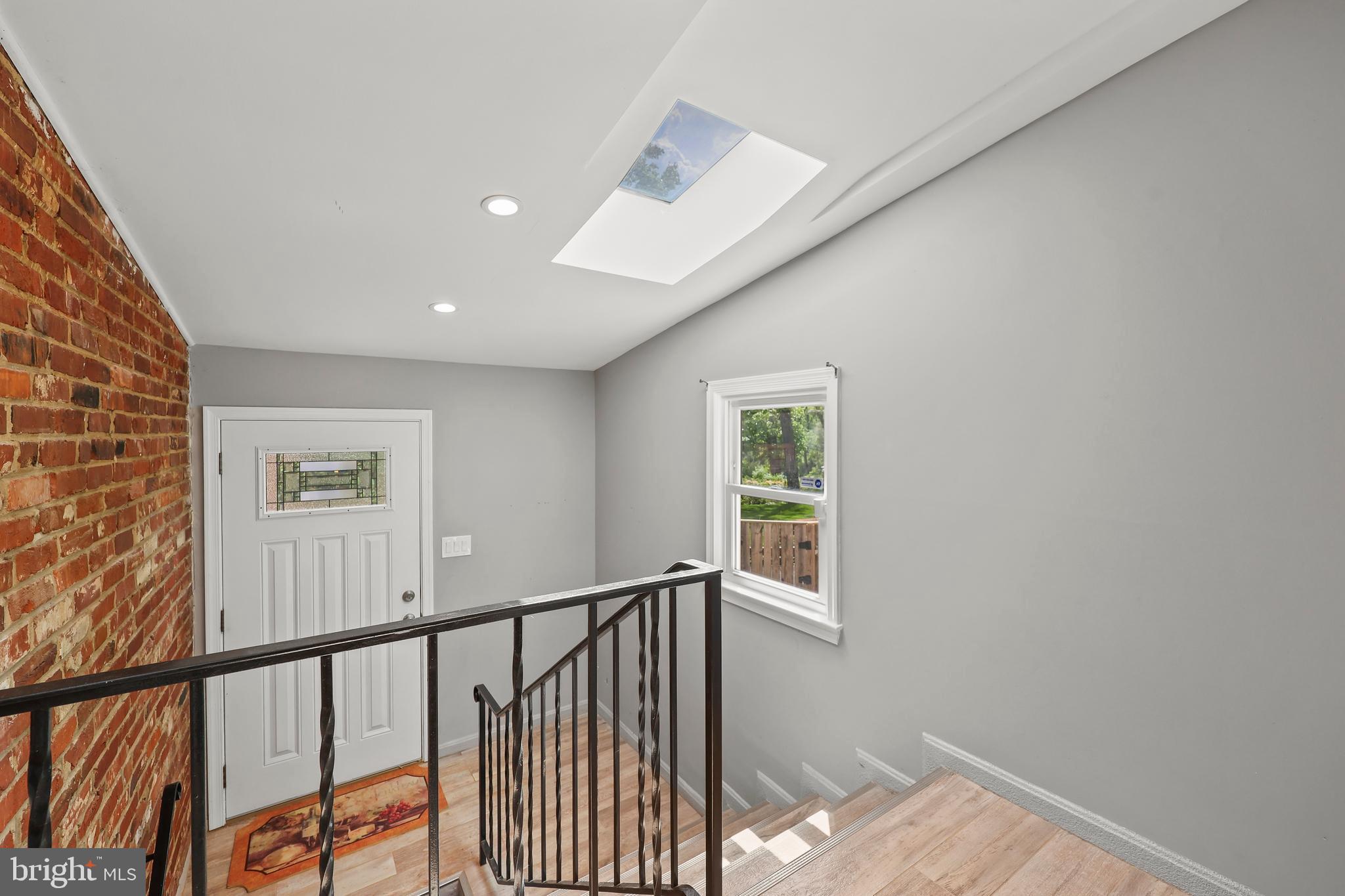 FALLS HILL - Residential