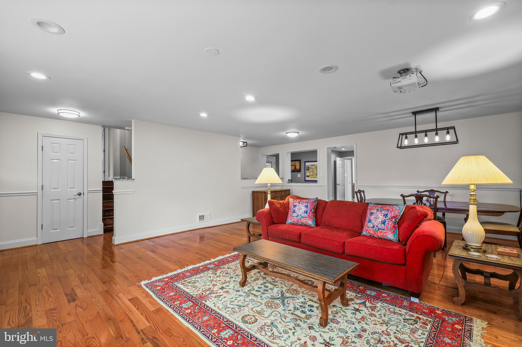 FALLS HILL - Residential