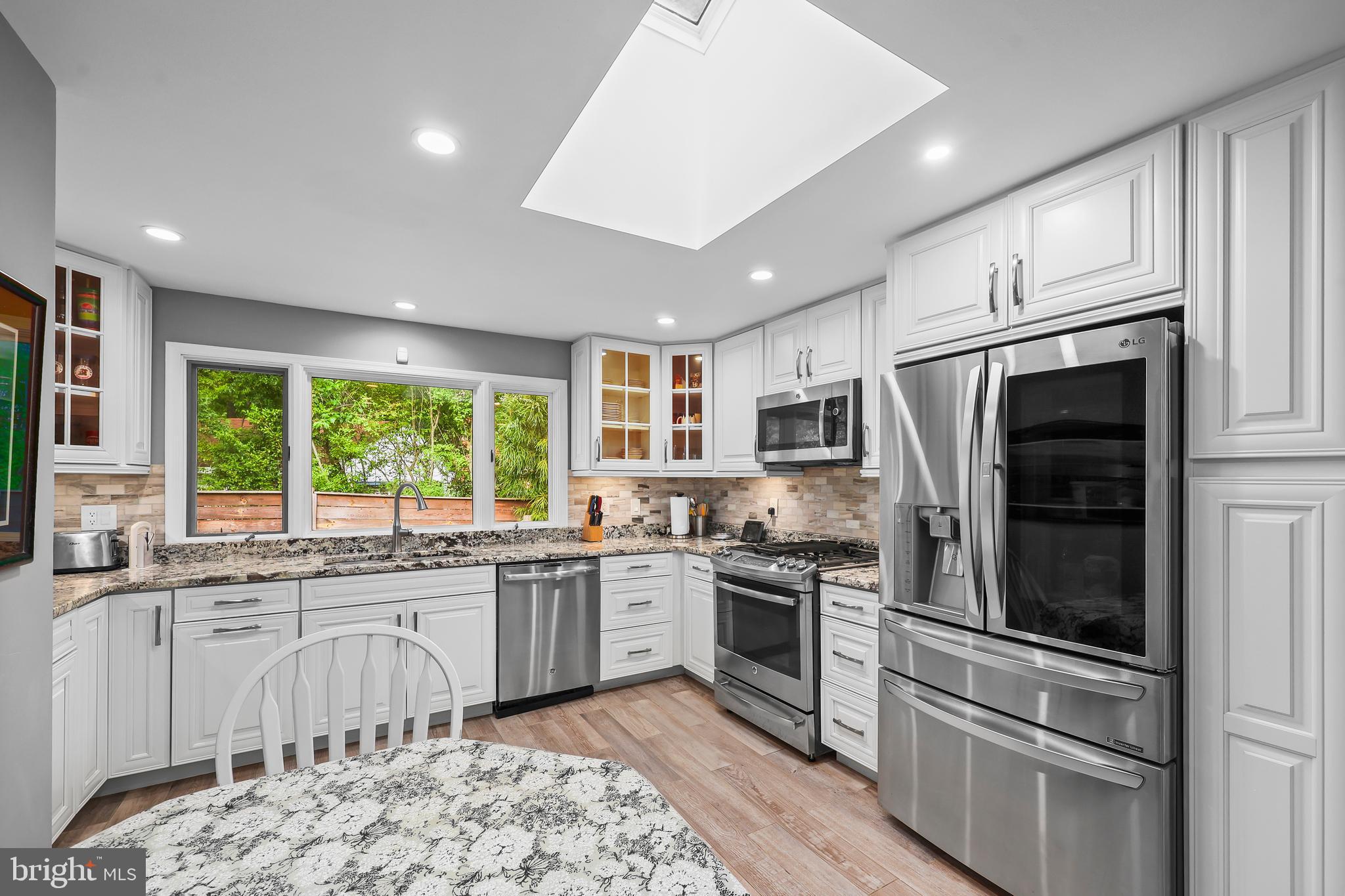 FALLS HILL - Residential