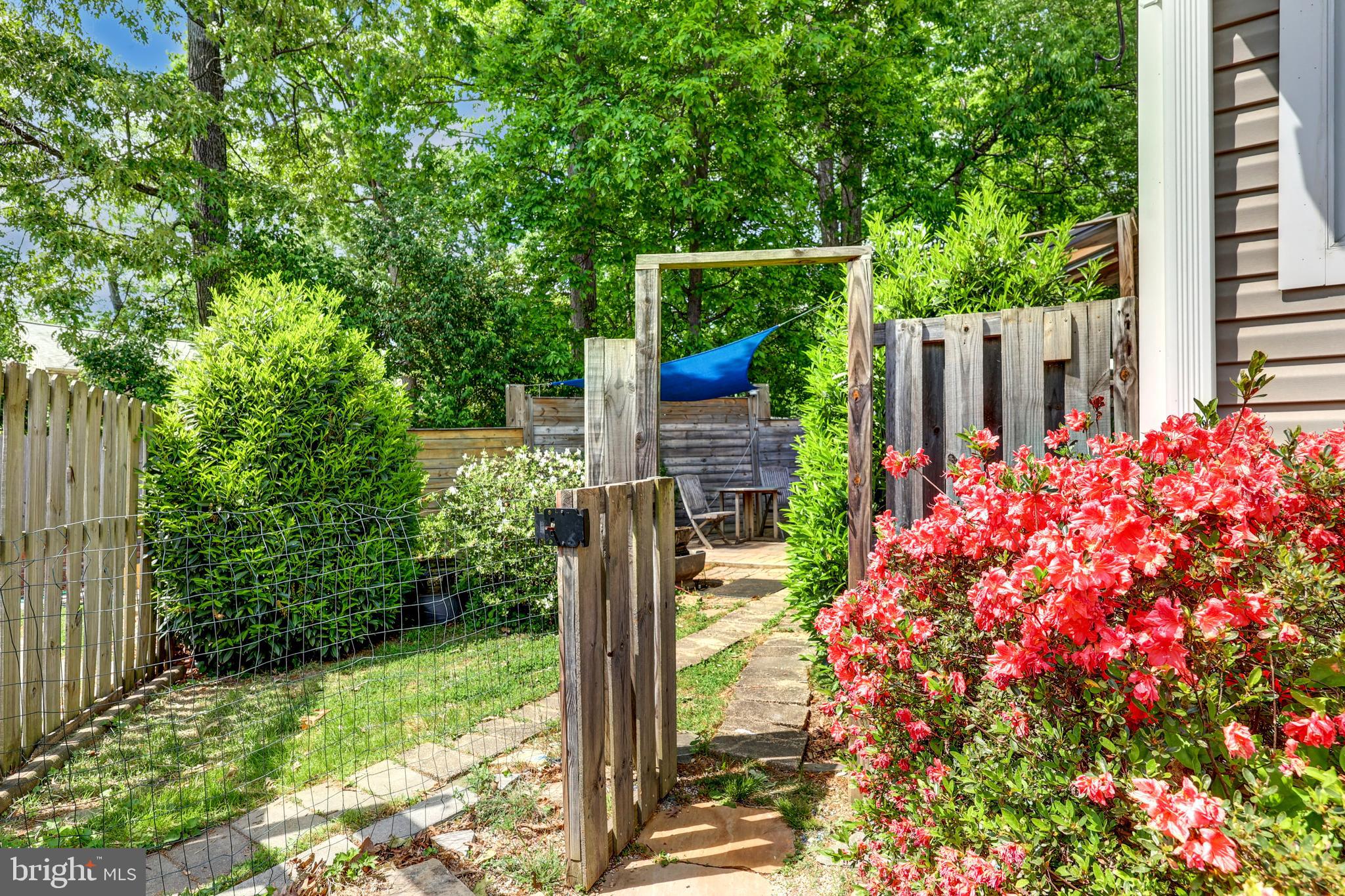 FALLS HILL - Residential