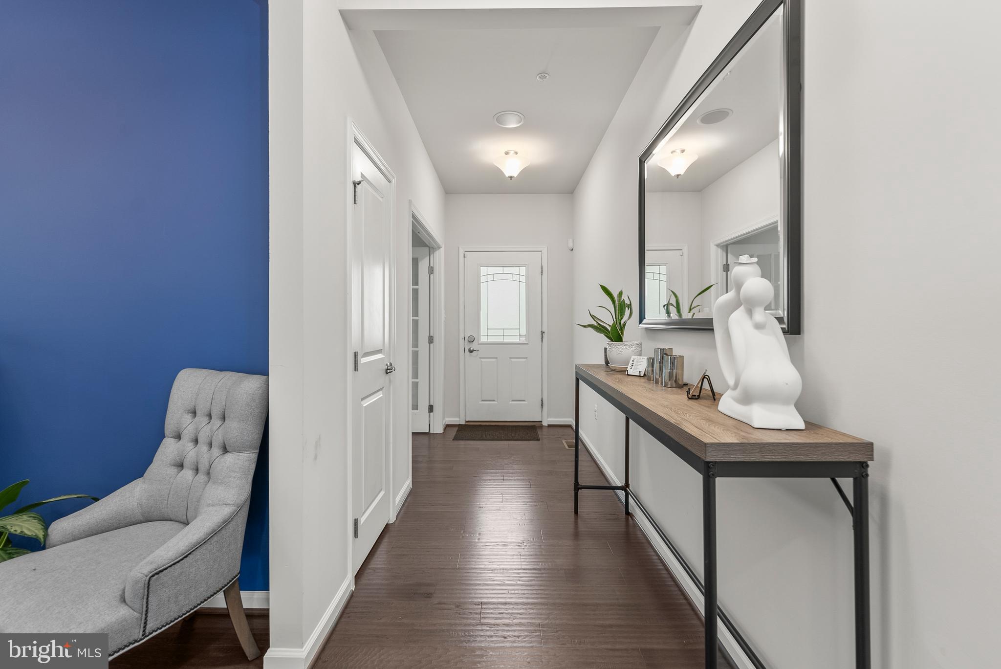 CREEKSIDE VILLAGE - Residential
