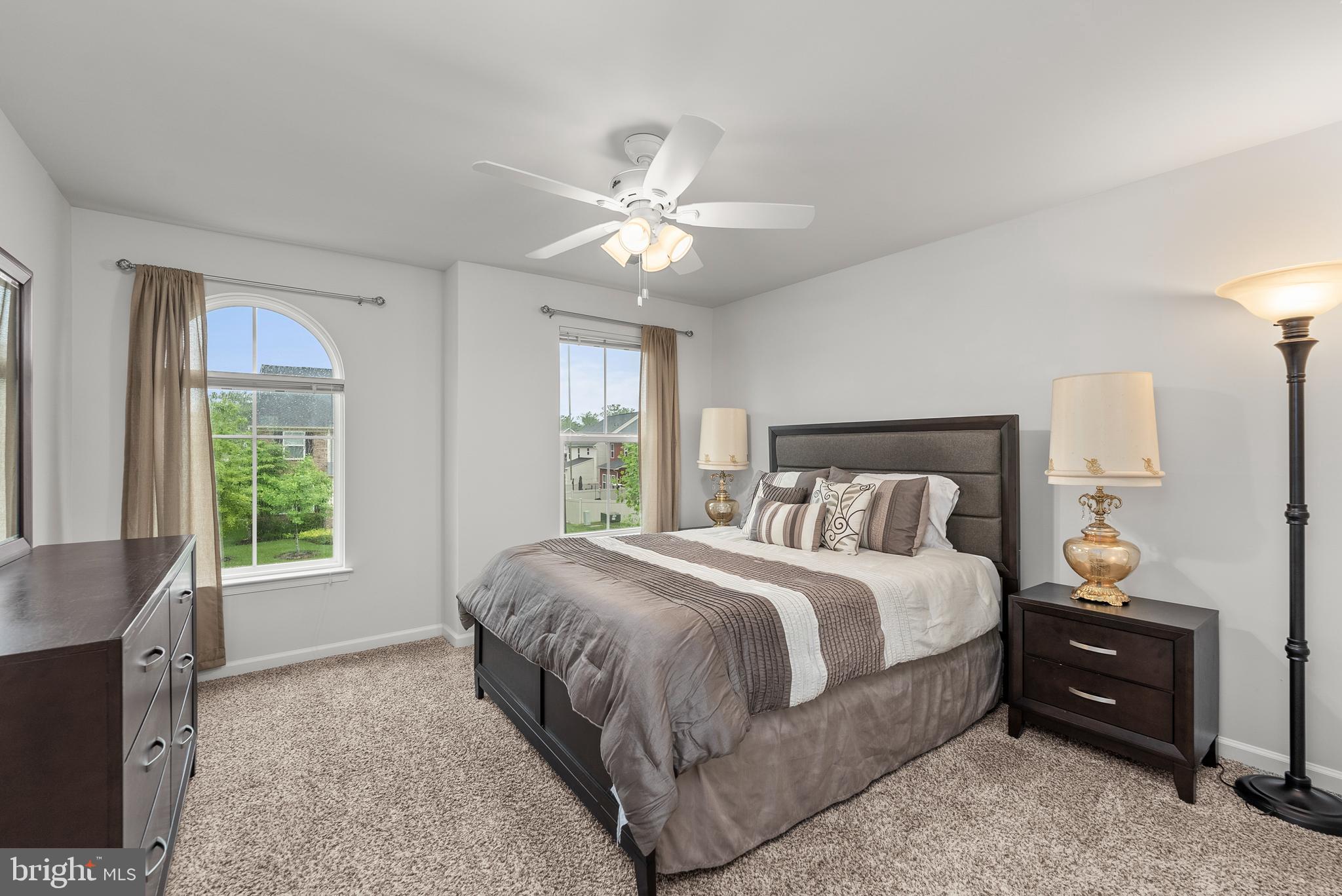 CREEKSIDE VILLAGE - Residential