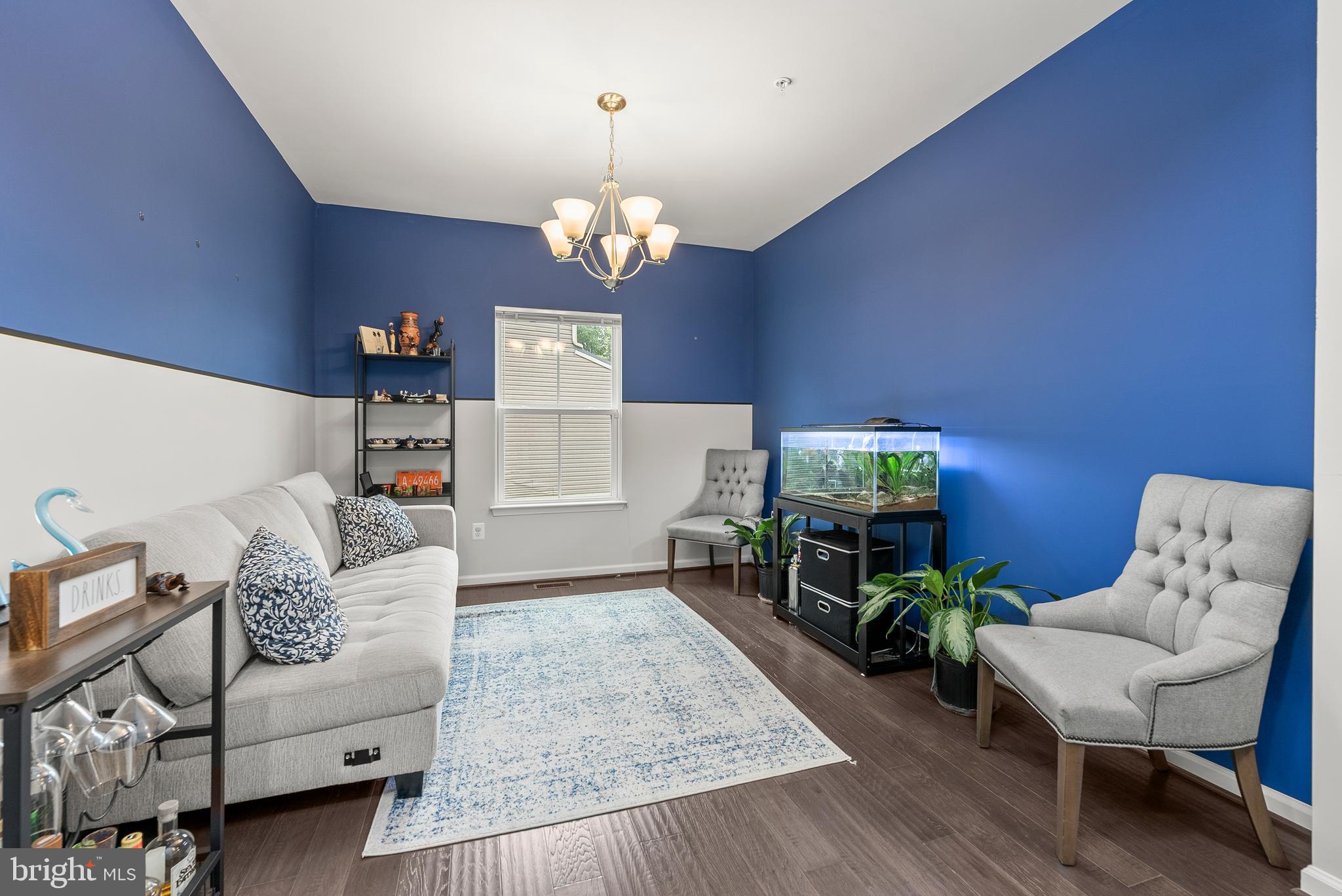 CREEKSIDE VILLAGE - Residential