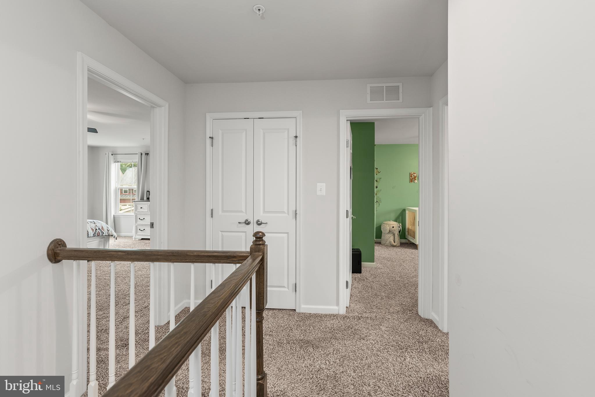 CREEKSIDE VILLAGE - Residential