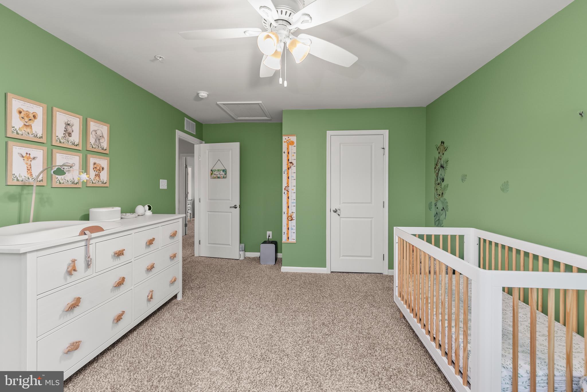 CREEKSIDE VILLAGE - Residential