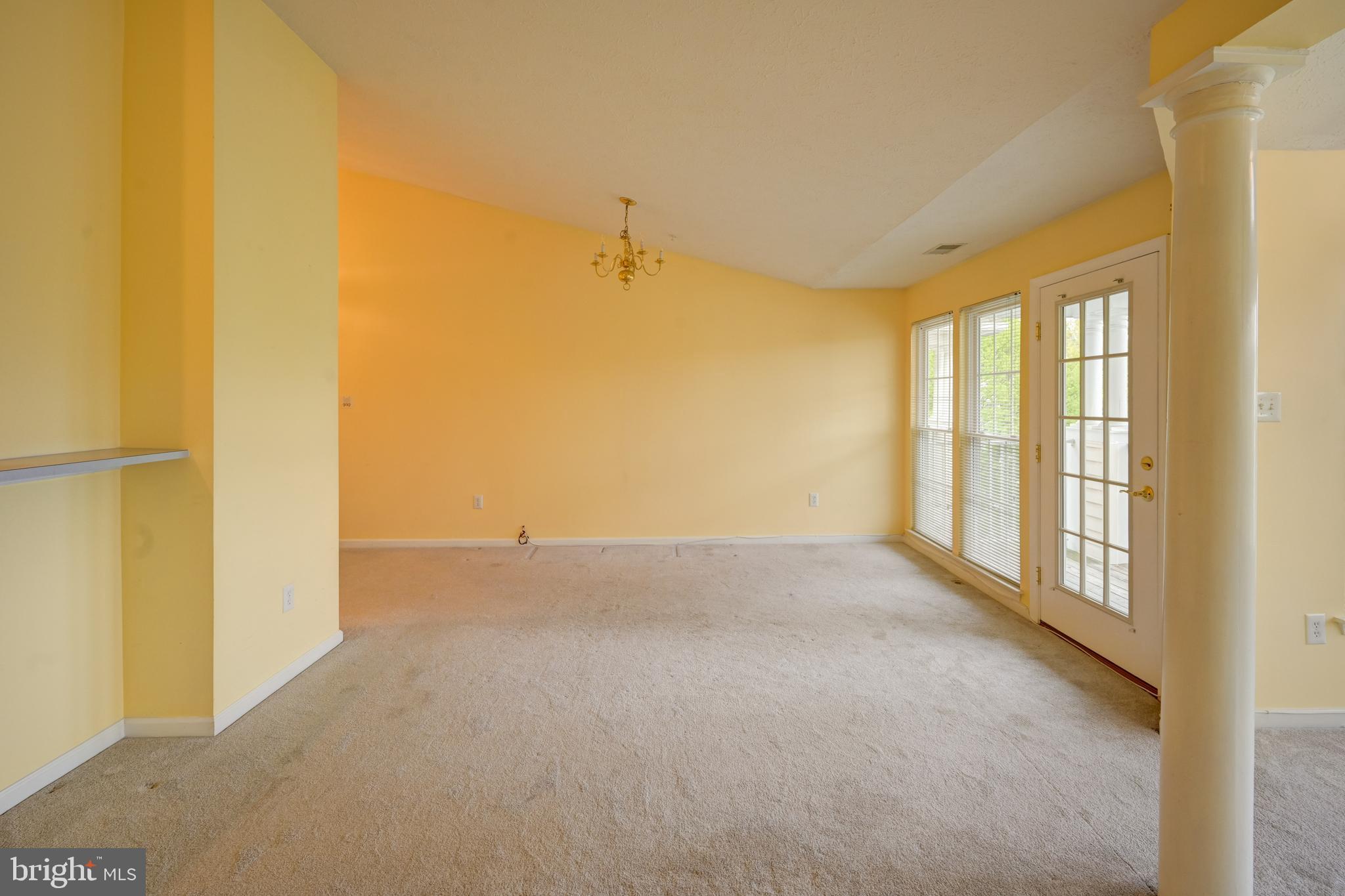 GARDEN OWINGS MILLS - Residential Lease