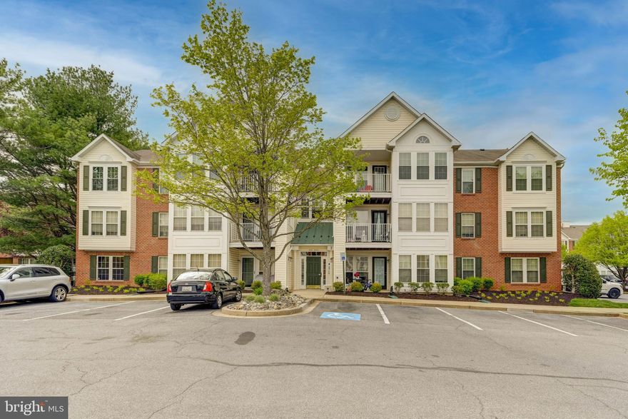 Welcome to Your Dream Condo in the Heart of Owings Mills available for immediate move in.
Step into luxurious living with this stunning 2-bedroom, 2-bathroom condo boasting high ceilings and abundant natural light, nestled in the prime location of Owings Mills.As you enter, you're greeted by a spacious and airy living area, flooded with sunlight from expansive windows that accentuate the high ceilings, creating an inviting ambiance perfect for relaxation or entertaining guests.The kitchen is a featuring new appliances, and ample cabinet space, making meal preparation a breeze. Whether you're whipping up a quick breakfast or hosting a dinner party, this kitchen has everything you need to impress.Retreat to the tranquil master suite, complete with its own private bathroom, offering a serene sanctuary to unwind after a long day. The second bedroom is equally charming and comfortable, providing versatility for guests, a home office, or whatever suits your lifestyle.With convenient access to Owings Mills' main attractions, including shopping centers, dining hotspots, and recreational facilities, you'll have everything you need right at your fingertips. Plus, easy access to major highways ensures effortless commuting to surrounding areas. Don't miss out on the opportunity to call this exquisite condo your new home. Schedule a viewing today and experience upscale living at its finest in Owings Mills' premier location with pool access!