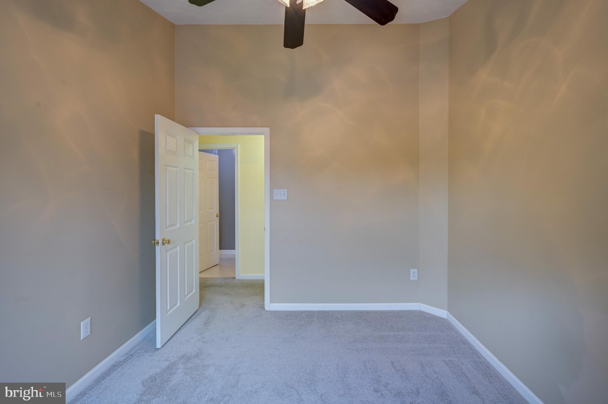 GARDEN OWINGS MILLS - Residential Lease