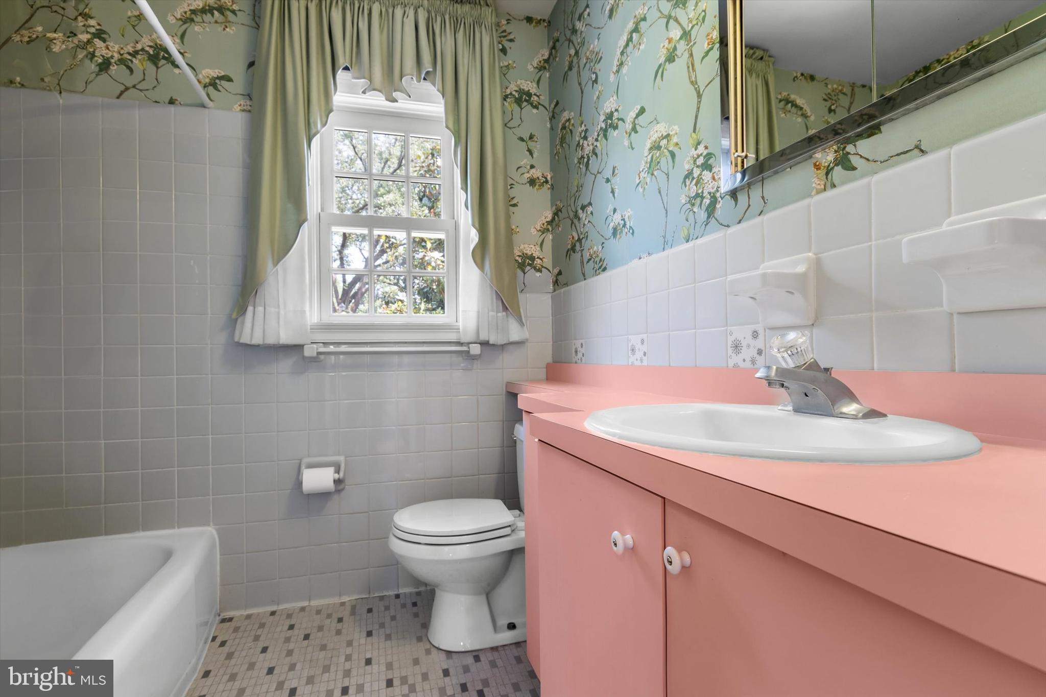 MALVERN HILL - Residential