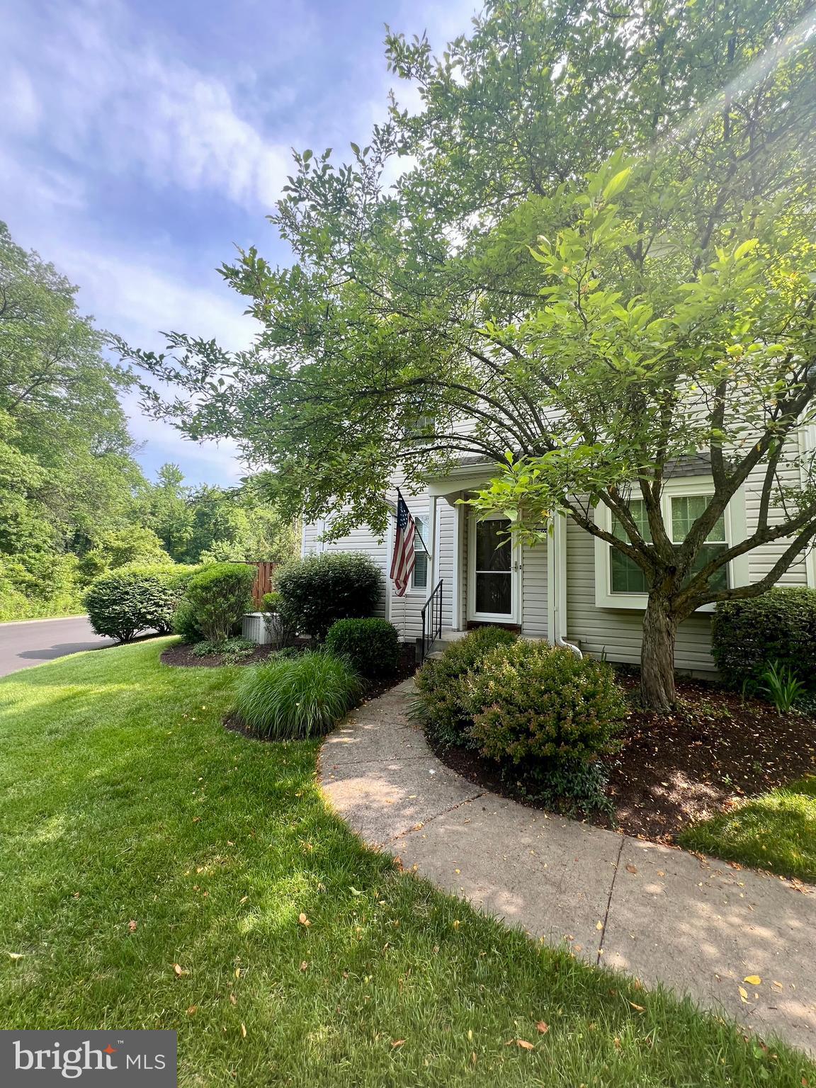 This beautiful end-unit townhouse is located in the sought-after Makefield Glen community. The spacious and bright living area features a gas fireplace and access to a fenced-in outdoor area, perfect for relaxation or outdoor cooking. The expanded kitchen provides ample space for a large dining table and family gatherings. The first floor also includes a convenient powder room. Upstairs, you'll find a generous primary bedroom with cathedral ceilings, two spacious closets, and an updated primary bathroom.
Additionally, there is a second room, an updated hall bathroom, and a laundry area on this level. The fully finished basement offers extra living space and storage, as well as a home office area. The community features amenities such as a swimming pool, tennis courts, and a playground, and it is conveniently located near shopping and major highways.
Disclaimer: Some photos in this listing include virtual staging for illustrative purposes only. The furniture and decor shown are computer-generated and do not reflect the actual contents of the property. No furniture, accessories, or other personal property depicted in the images are included.
