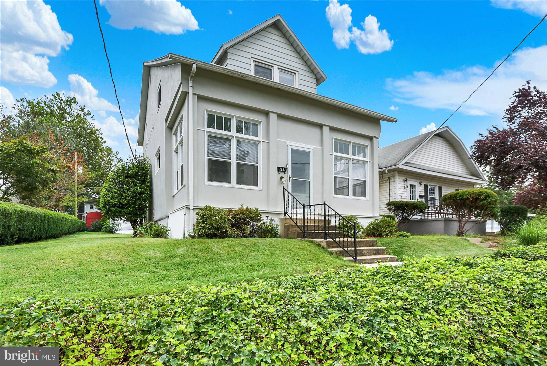 212 N 32ND STREET