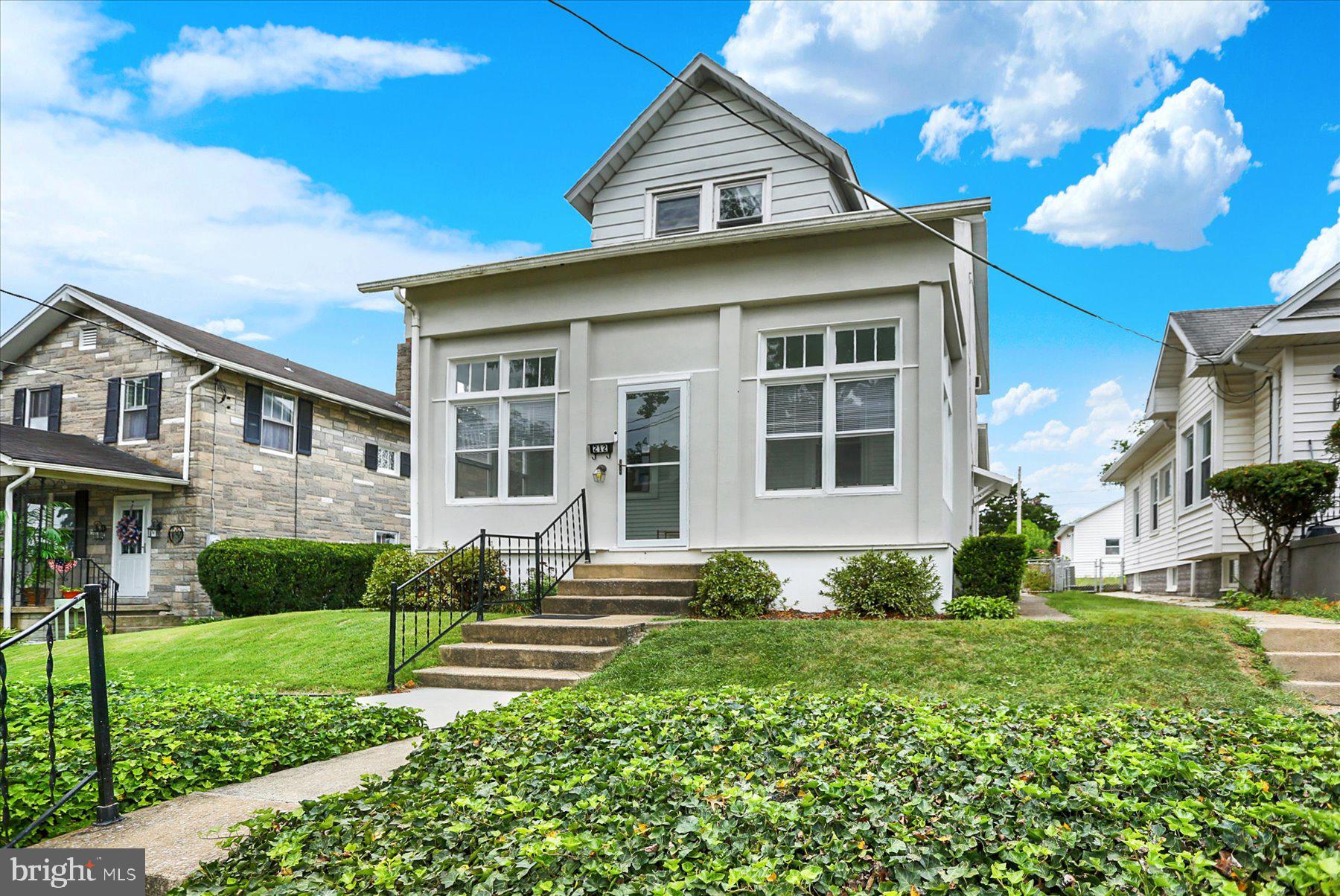 212 N 32ND STREET