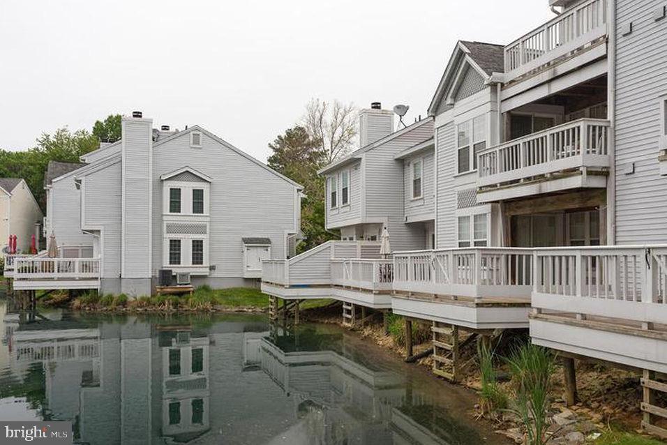 WATERS EDGE - Residential