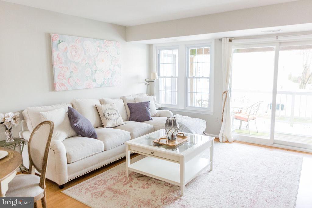 WATERS EDGE - Residential