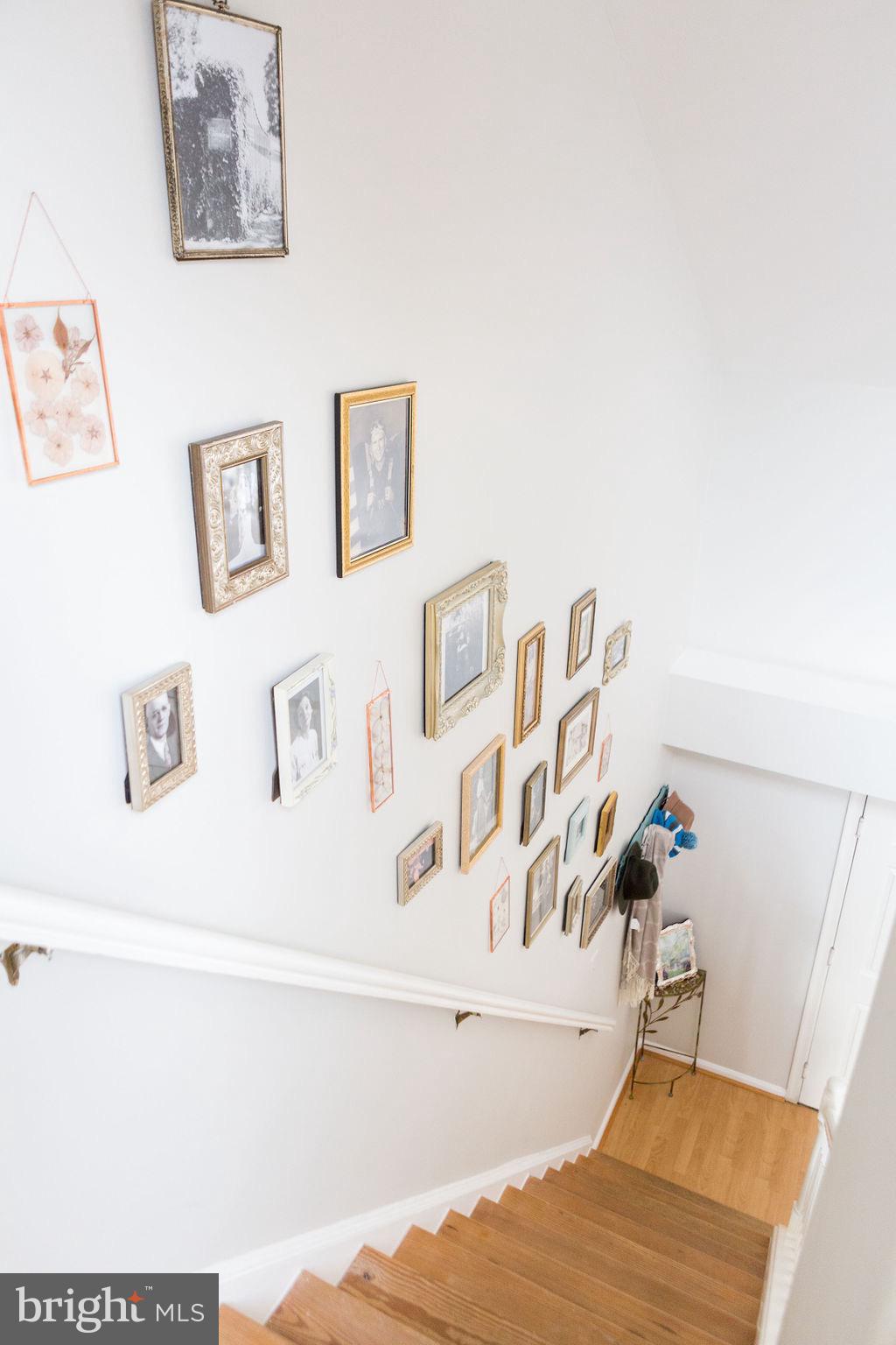 WATERS EDGE - Residential