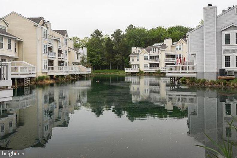 WATERS EDGE - Residential