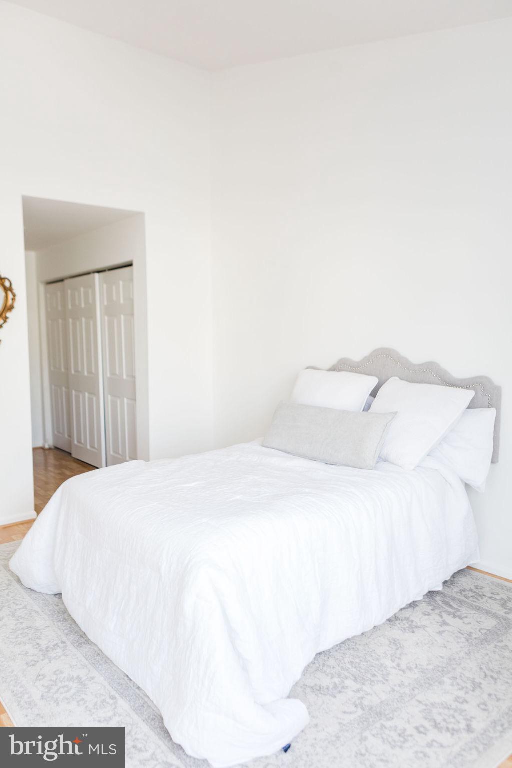 WATERS EDGE - Residential