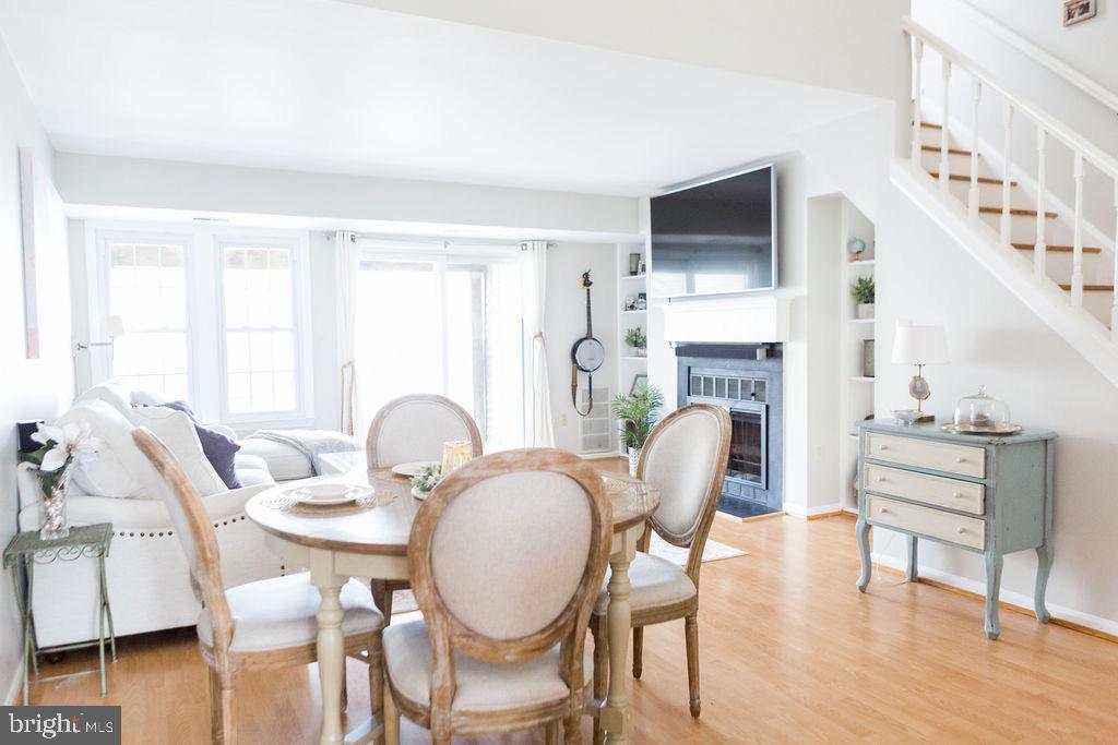 WATERS EDGE - Residential