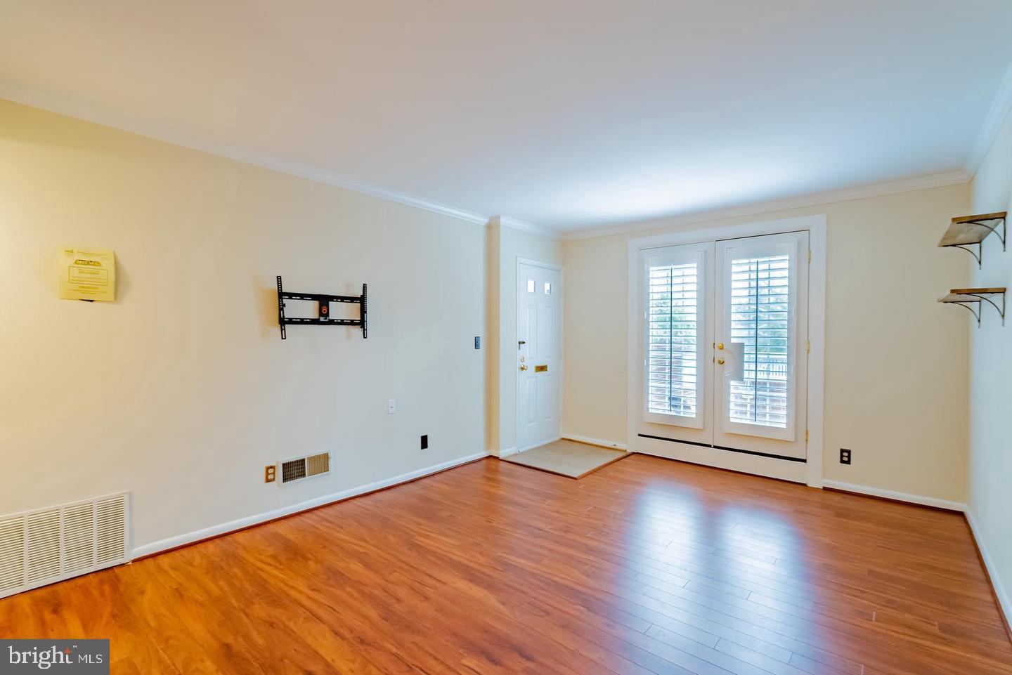2723 S WALTER REED DRIVE A