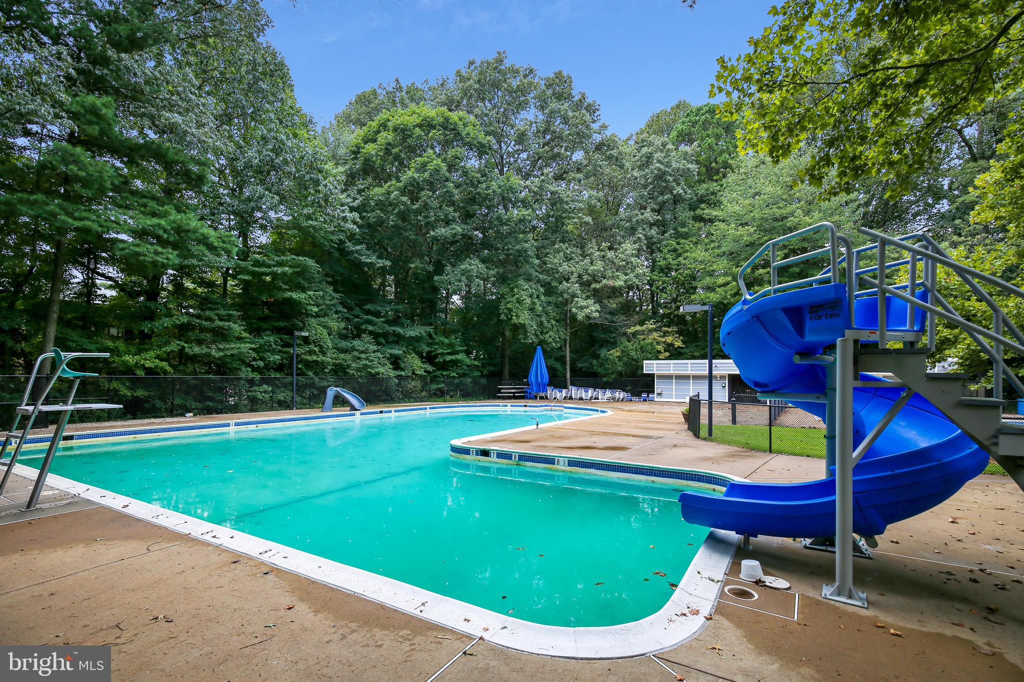 RESTON - Residential Lease