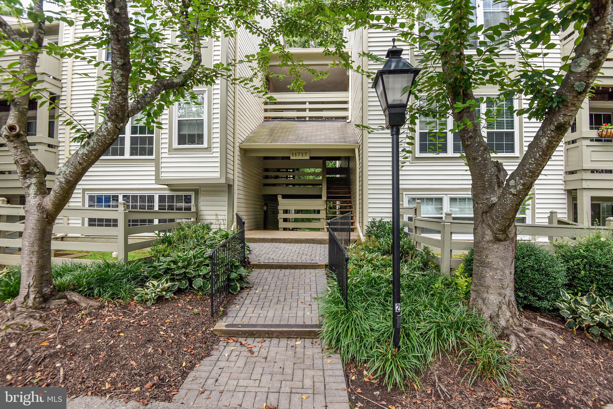 RESTON - Residential Lease