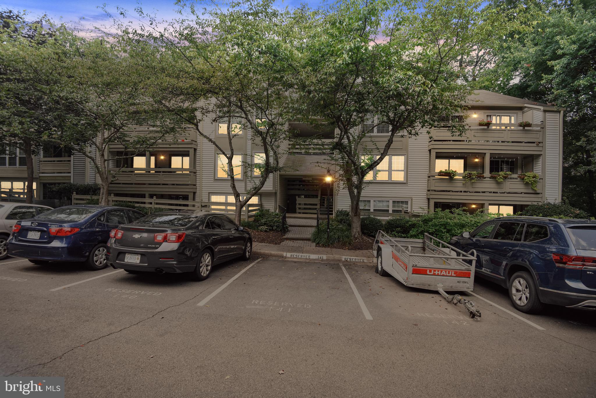 RESTON - Residential Lease