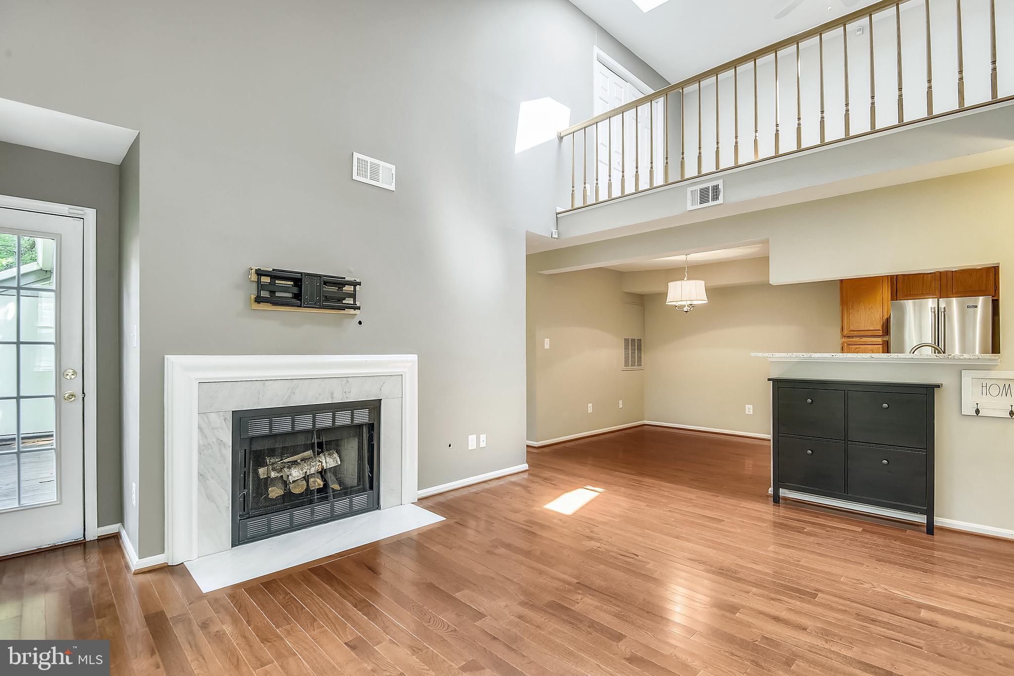 RESTON - Residential Lease