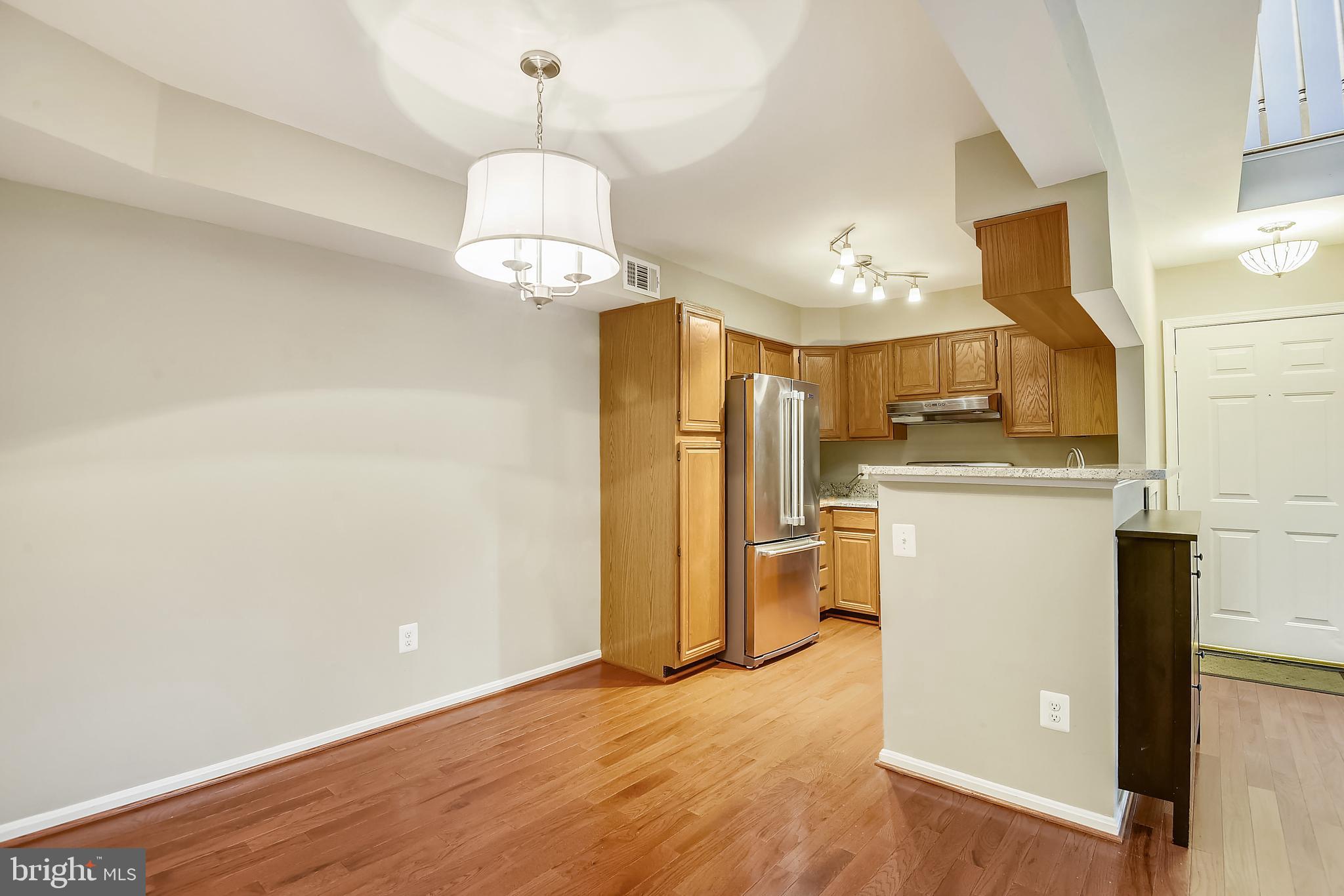 RESTON - Residential Lease