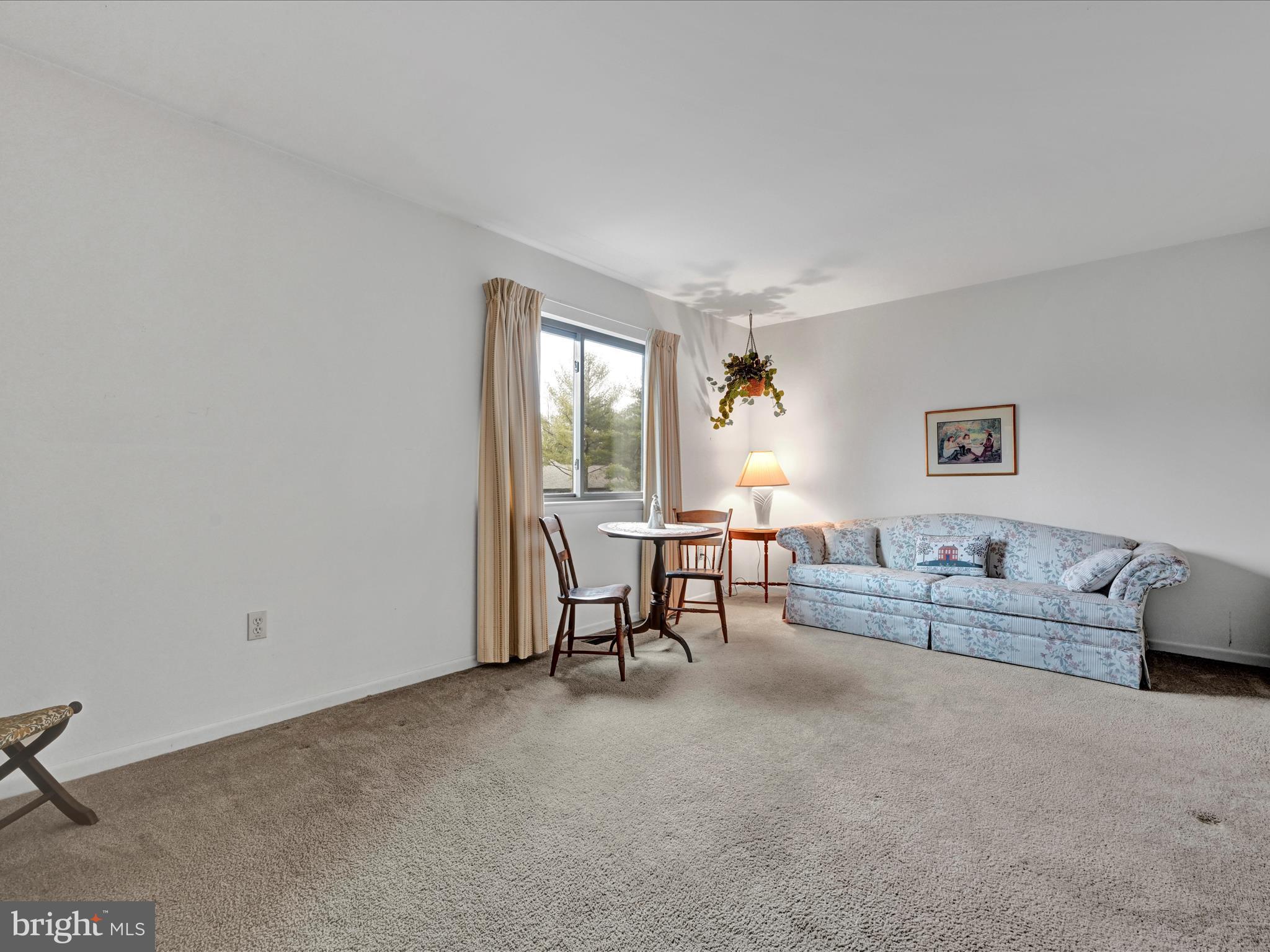 PINEBROOK - Residential