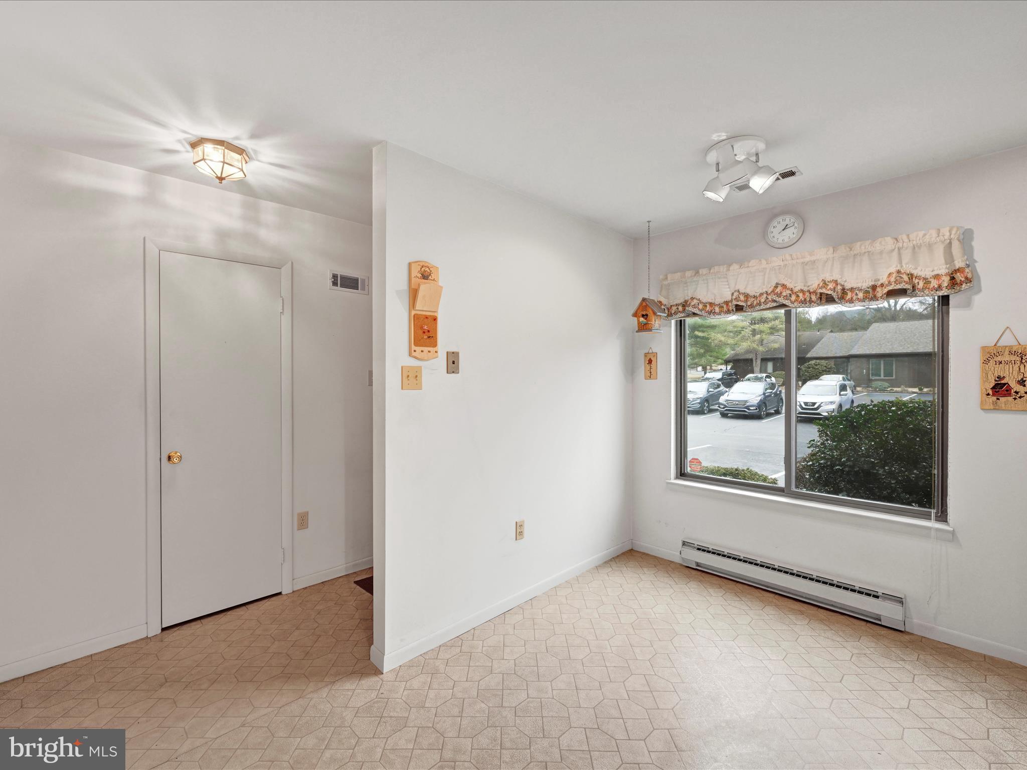 PINEBROOK - Residential