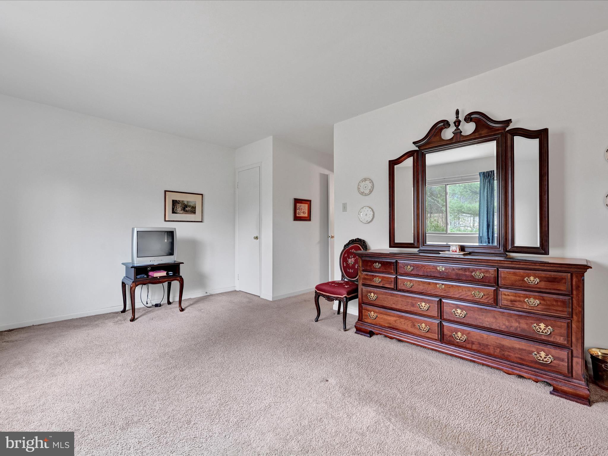 PINEBROOK - Residential