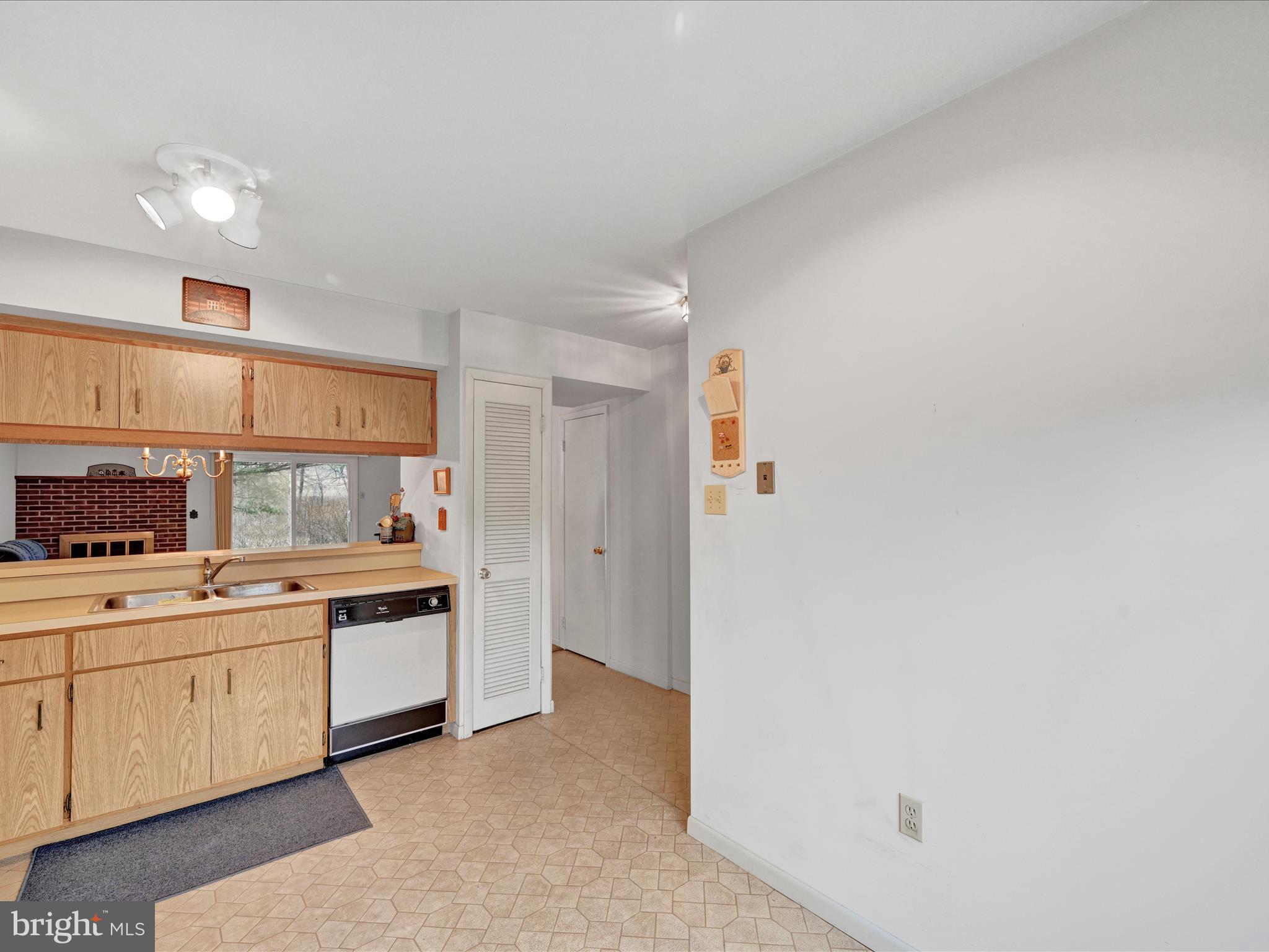 PINEBROOK - Residential