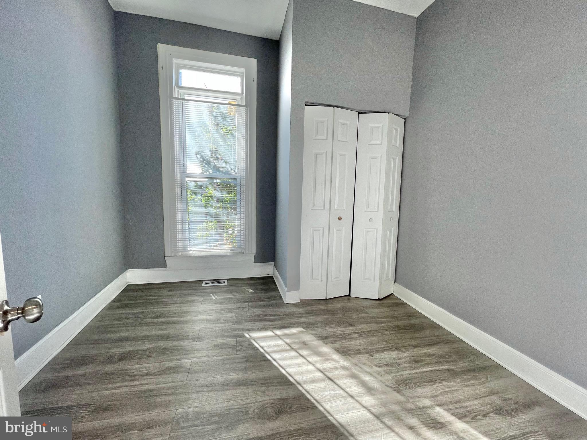 UNION SQUARE - Residential Lease