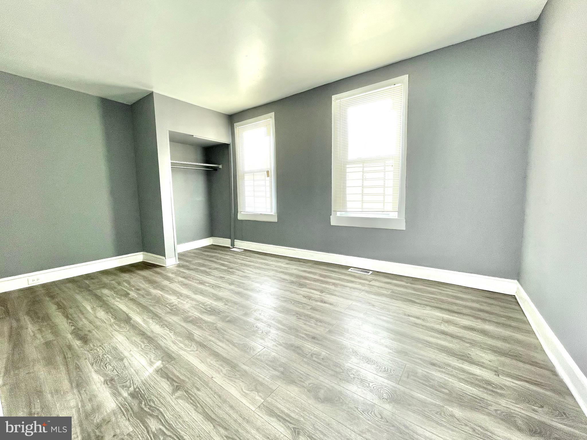 UNION SQUARE - Residential Lease