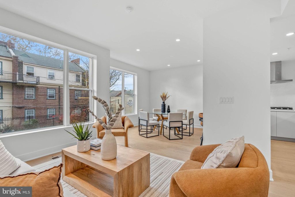 Photo of 635 N 7th Street #B2A, PHILADELPHIA, PA 19123 (MLS # PAPH2577052)