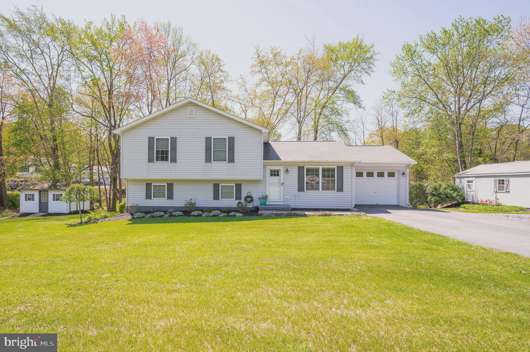 FOREST HEIGHTS - Residential