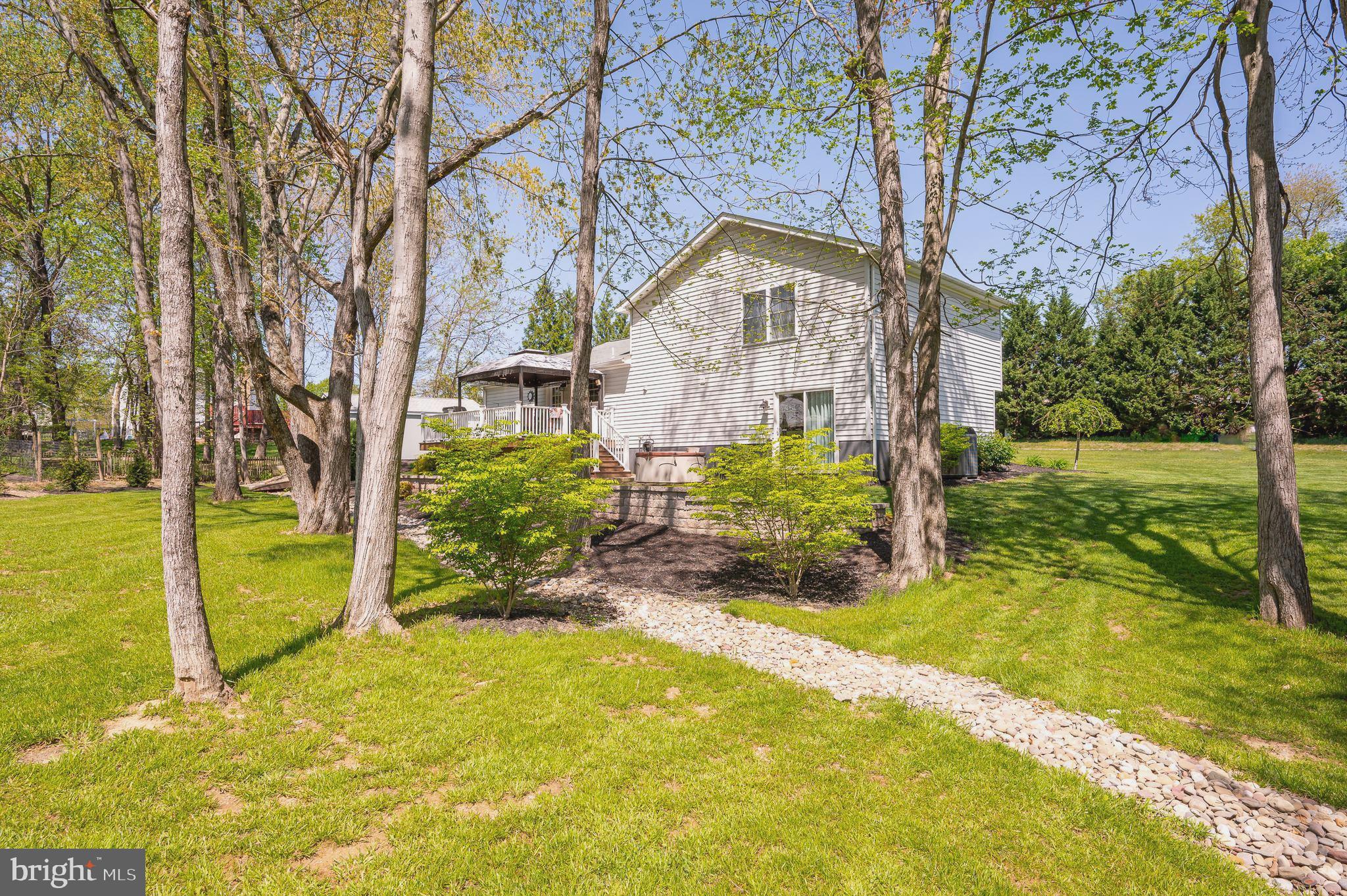 FOREST HEIGHTS - Residential