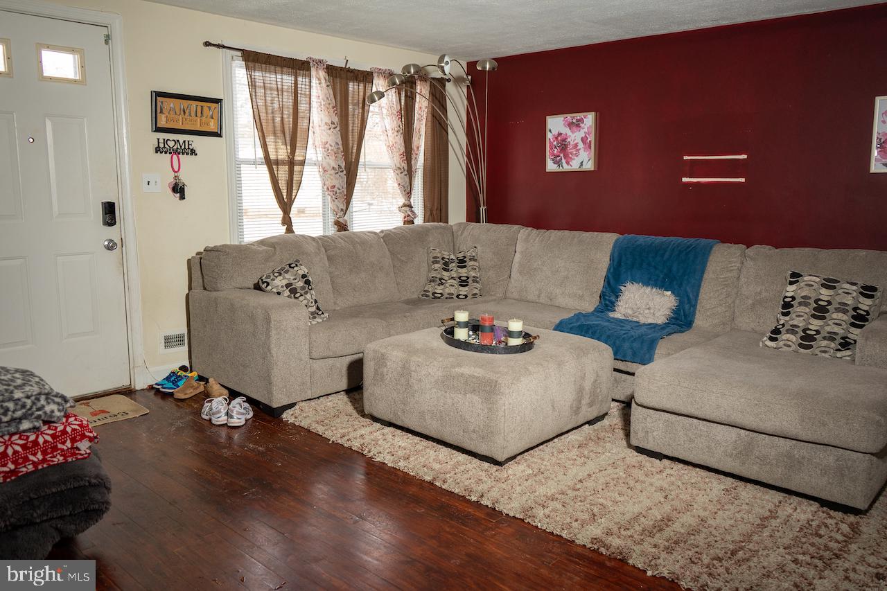 EDMONSON HEIGHTS - Residential