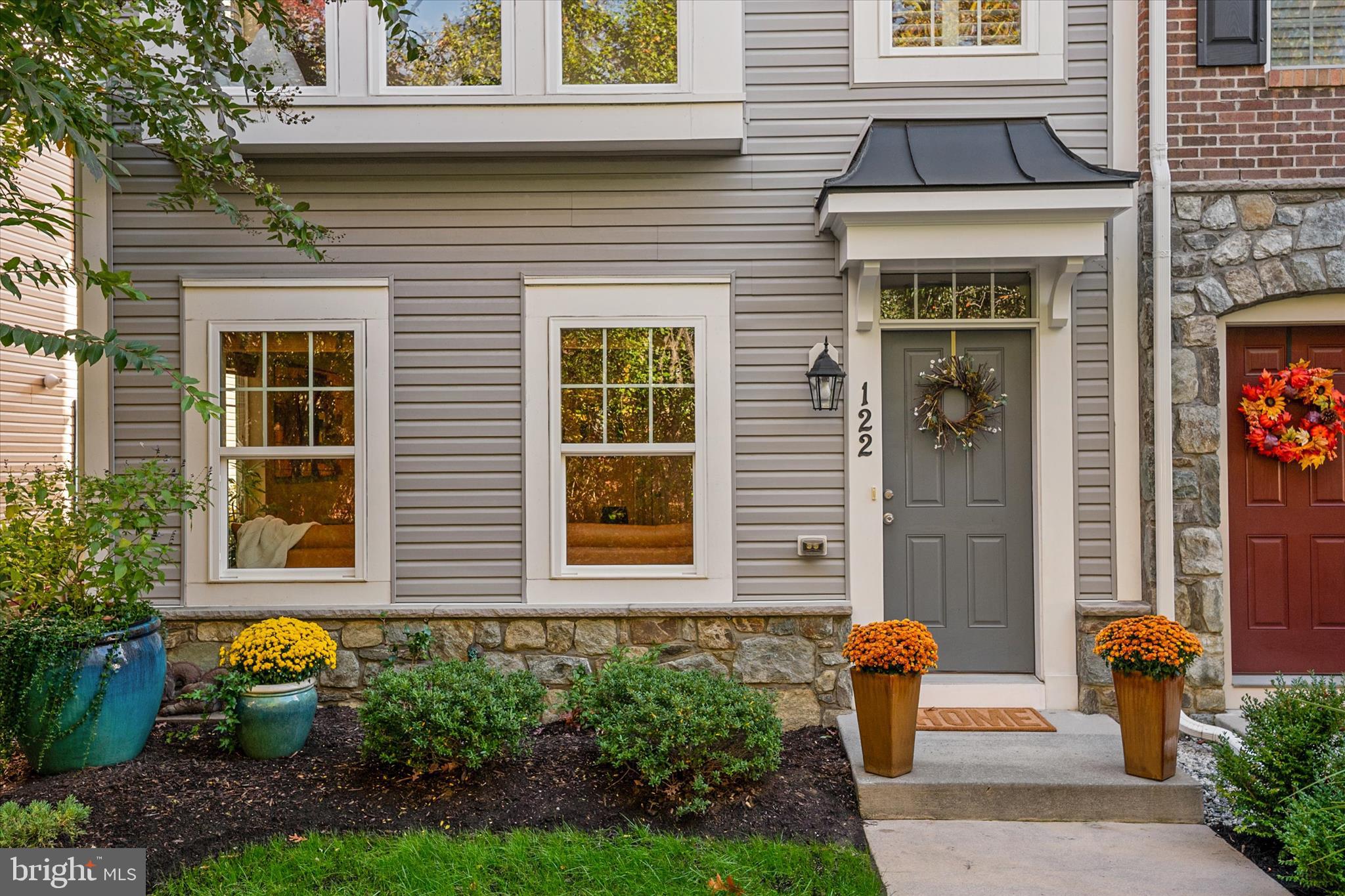 VILLAGE GREENS - Residential