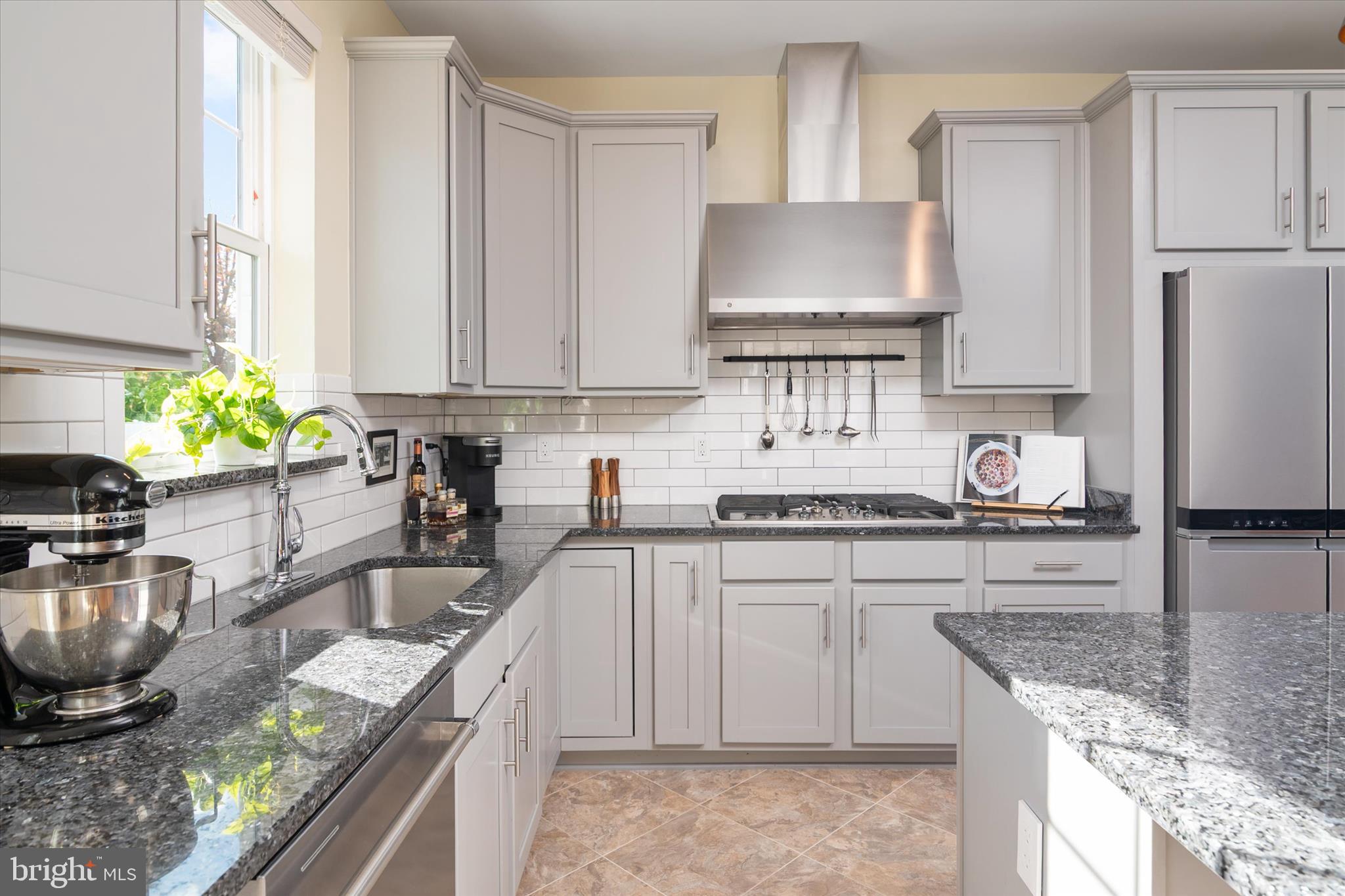 VILLAGE GREENS - Residential