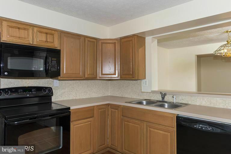 CEDAR ACRES - Residential Lease