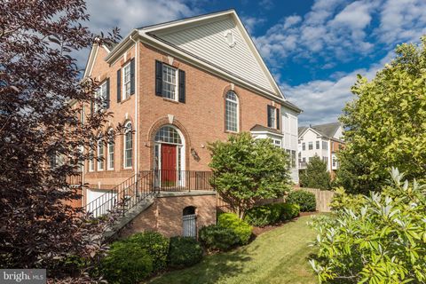 Photo of 19084 Grouse Terrace, LEESBURG, VA 20176 (MLS # VALO2124084)