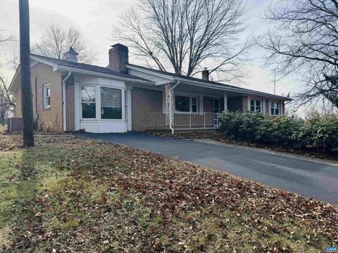 87 MINE BRANCH RD CRIMORA VA 24431